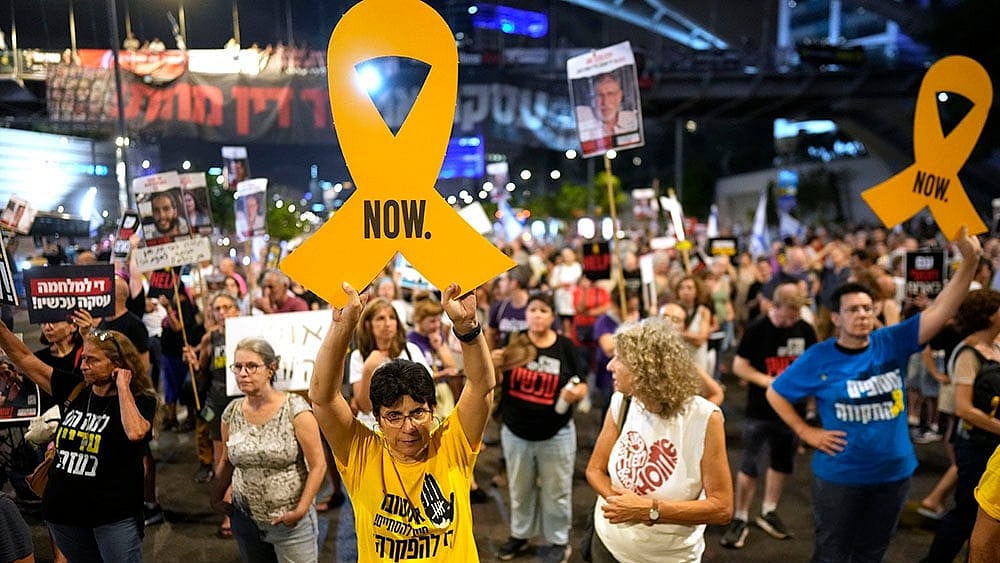 | Photo: AP/Ohad Zwigenberg : Israel-Hamas war: Families of hostages protest in Tel Aviv | Representational Image | 