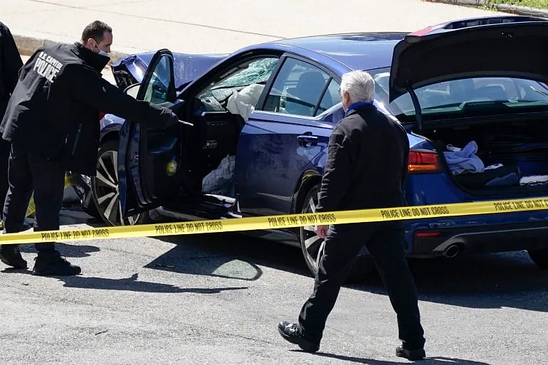 AP : US police at the site of car crash (Representational Image)
