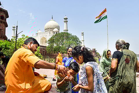 Weather: Hot day in Agra