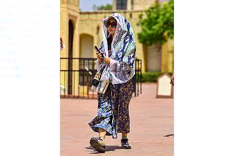 Weather: Hot day in Jaipur