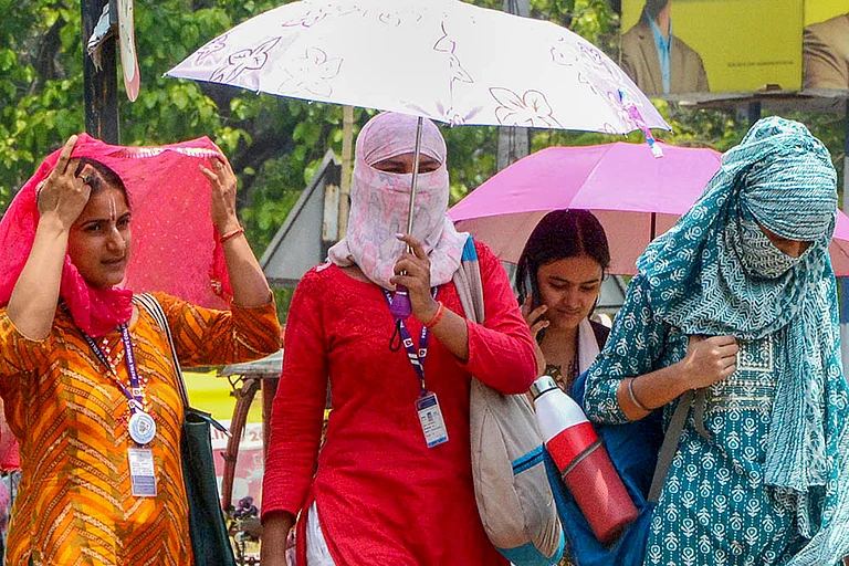 Weather: Hot day in Patna - | Photo: PTI