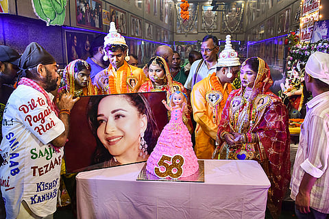 Madhuri Dixit’s fan celebrates her birthday