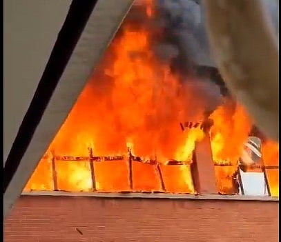 X/ANI : Fire breaks out at Delhi's Sri Guru Gobind Singh College Of Commerce