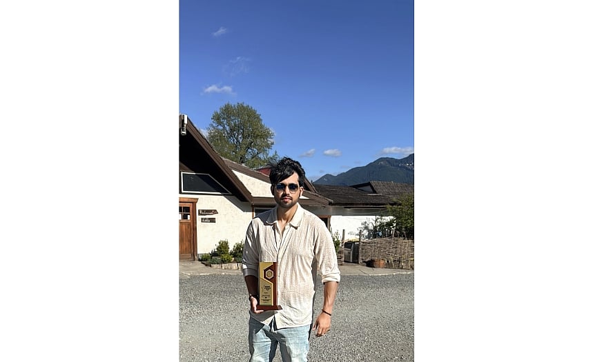 Mr. Saptarshi Banerjee