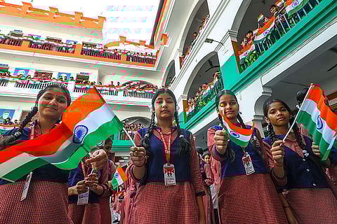 Students hail armed forces