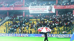 RCB fans put together a tribute for Virat Kohli as rain played spoilsport.
