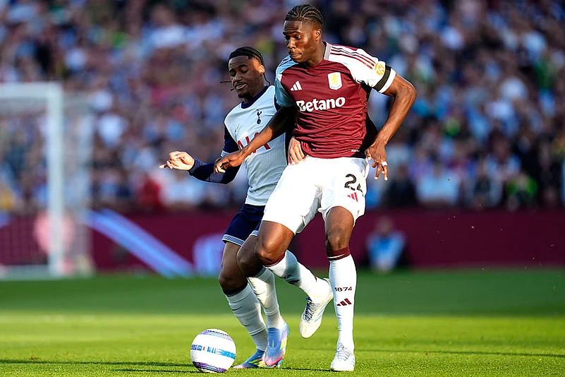 English Premier League Soccer Match: Tottenham Hotspur vs Aston Villa