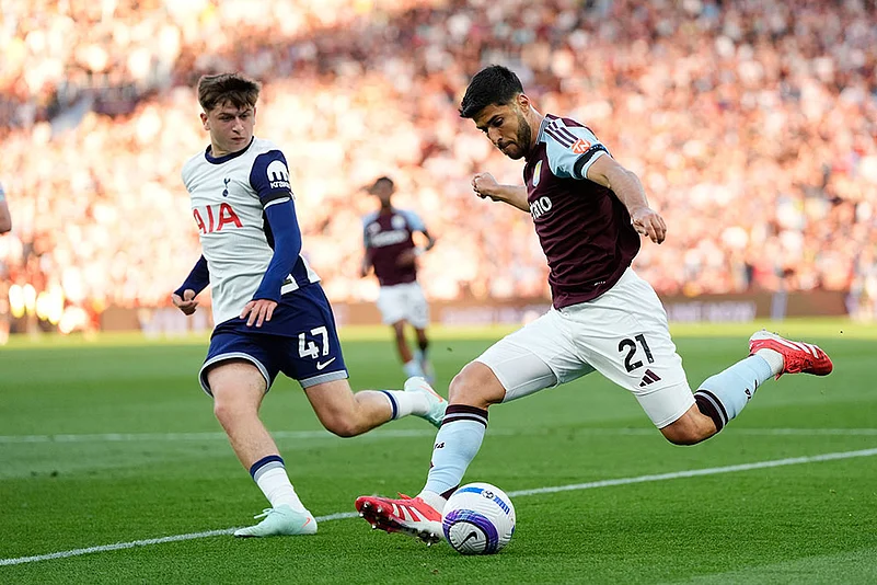 English Premier League 2024-25: Aston Villa vs Tottenham Hotspur