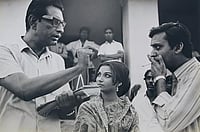 IMDB : Aranyer Din Ratri Making Still