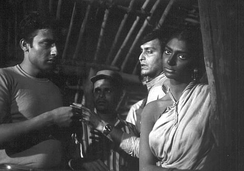 Aranyer Din Ratri Still