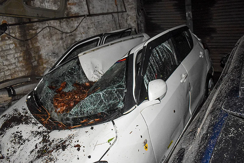 Weather: Storm in Meerut