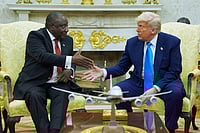 AP Photo/Evan Vucci : US President Donald Trump meets South African President Cyril Ramaphosa in the Oval Office of the White House, Wednesday, May 21, 2025, in Washington. 