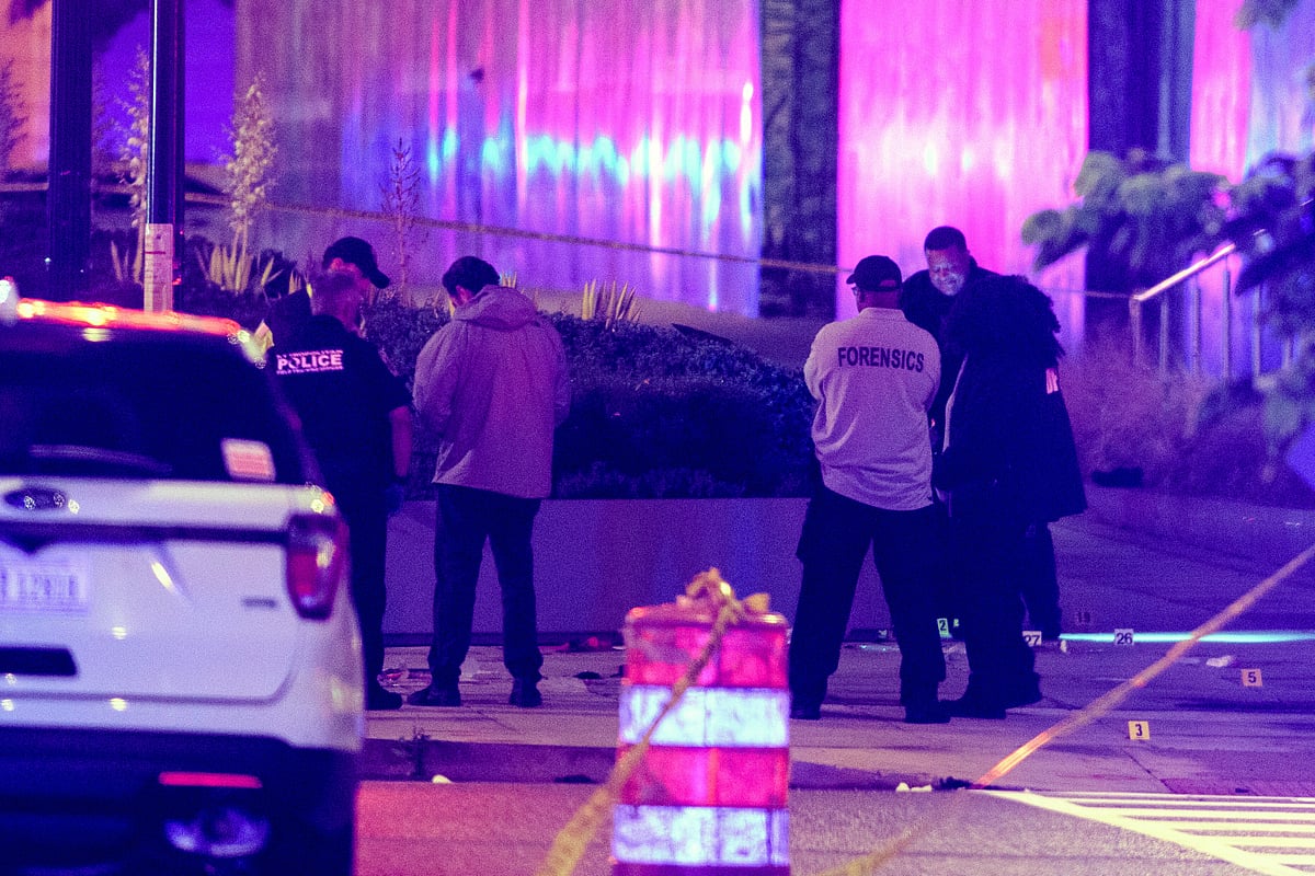 AP Photo/Rod Lamkey, Jr. : Law enforcement work the scene after two staff members of the Israeli Embassy in Washington were shot and killed outside the Capital Jewish Museum, Thursday, May 22, 2025, in Washington.