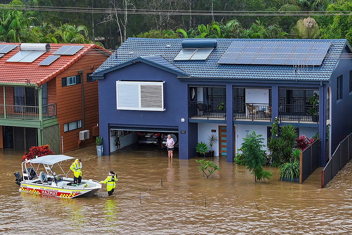 Australia severe weather flooding in NSW: flood in Port Macquarie