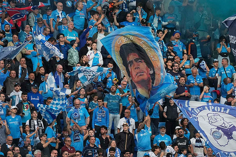 Italian League Soccer: Napoli vs Cagliari