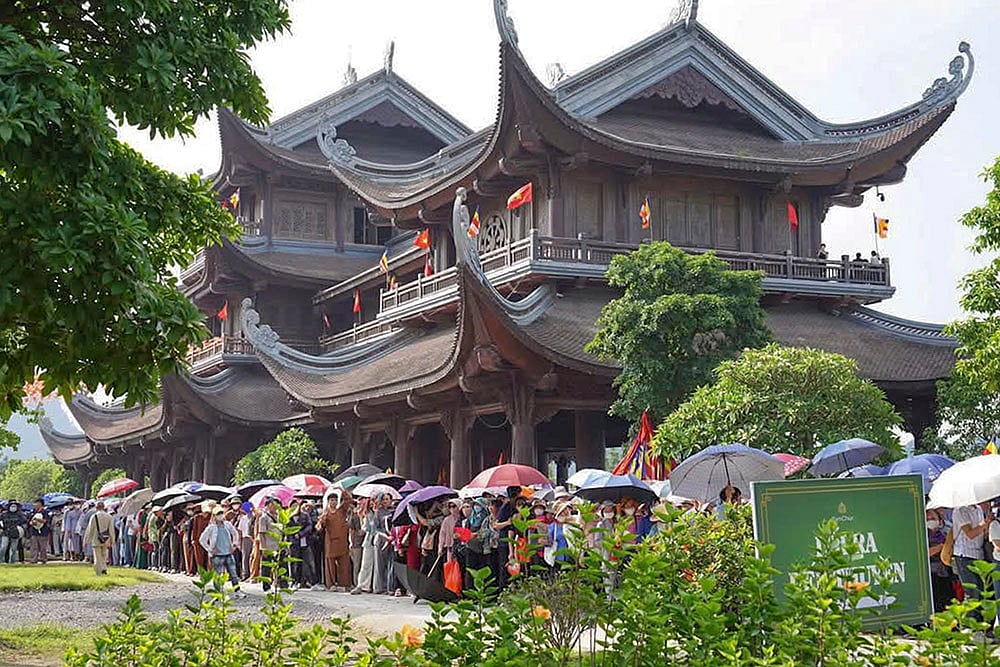 | Photo: X/@KirenRijiju via PTI  : Holy Buddha Relics from India in Vietnam