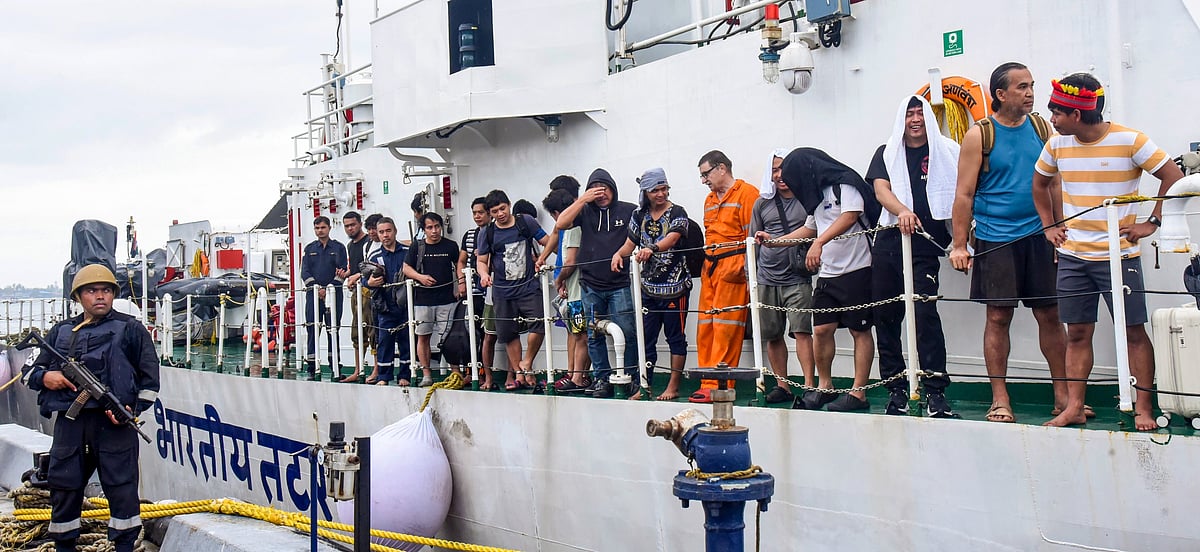 AP : Kerala Declares Emergency After Ship Carrying Hazardous Cargo Capsises Off Kochi Coast