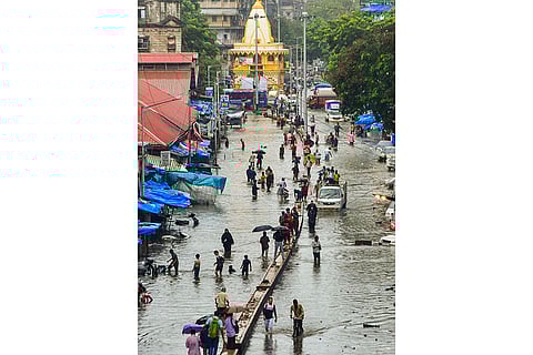 Weather: Rains in Mumbai