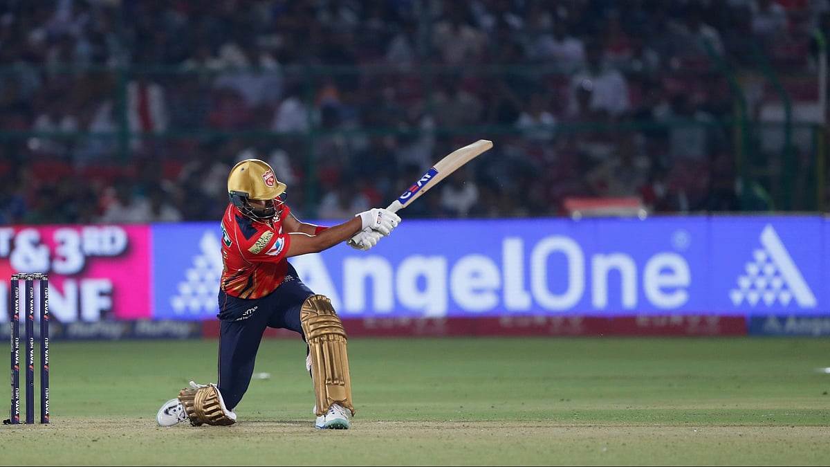 AP Photo/Surjeet Yadav : Punjab Kings' captain Shreyas Iyer plays a shot during the Indian Premier League cricket match between Punjab Kings and Mumbai Indians at Sawai Mansingh Stadium in Jaipur.