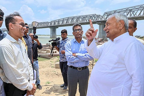 Nitish inspects JP Ganga Path