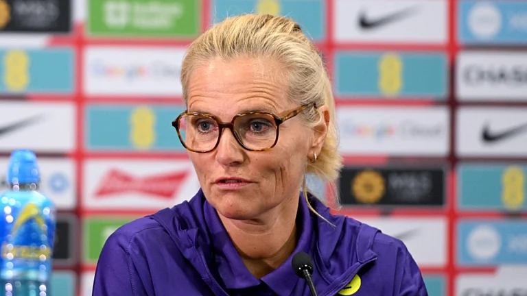 Sarina Wiegman left disappointed after Mary Earps' retirement - null