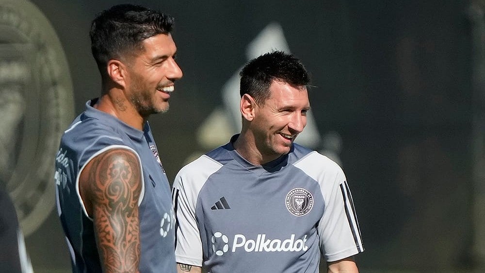 |  Photo: AP/Wilfredo Lee : Major League Soccer: Inter Miami forwards Lionel Messi and Luis Suarez
