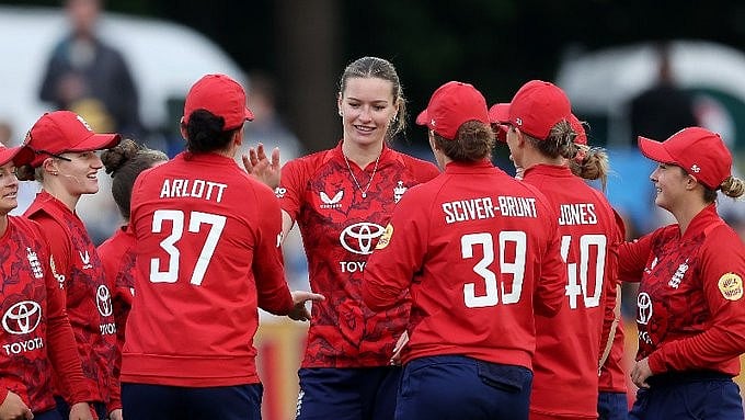 X/ecb_cricket : England Women players celebrate.