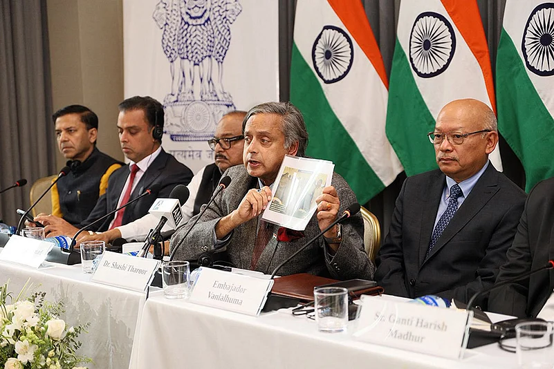 All-party delegation in Colombia