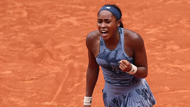 Coco Gauff celebrates her win over Marie Bouzkova