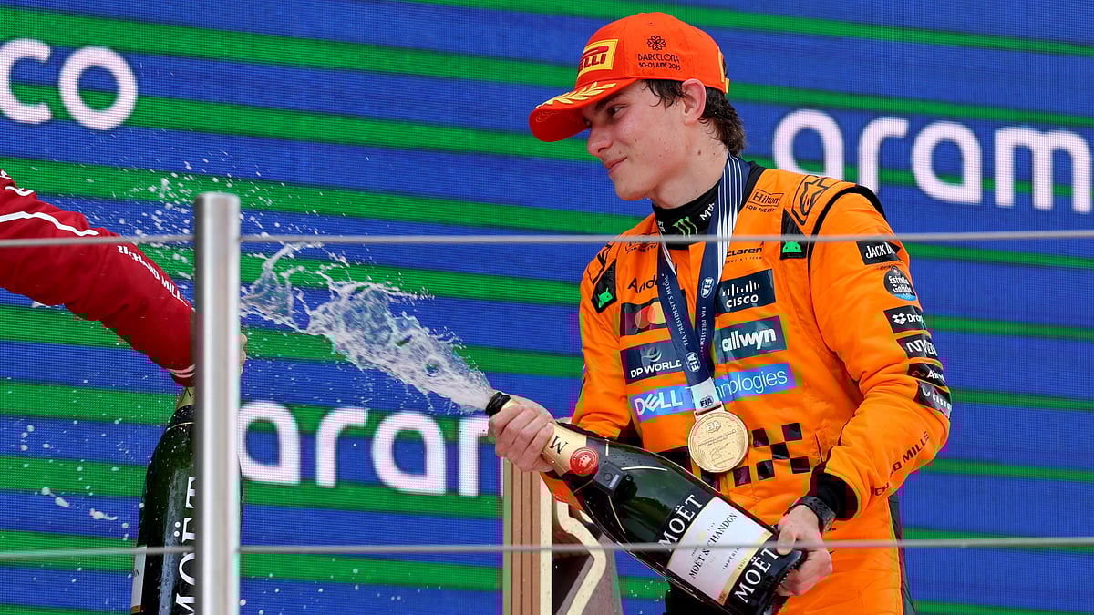 Oscar Piastri claimed his fifth win of the campaign - null