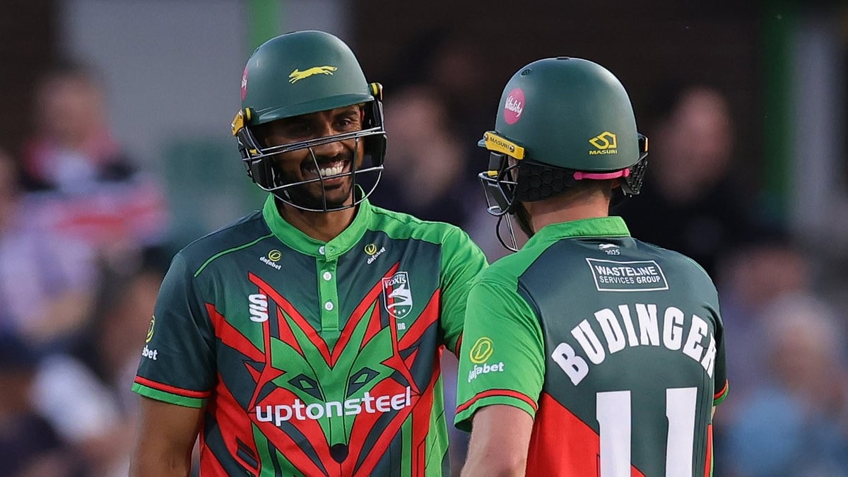 Photo: X | Leicestershire Foxes : Leicestershire Foxes batters in the T20 Blast 2025.