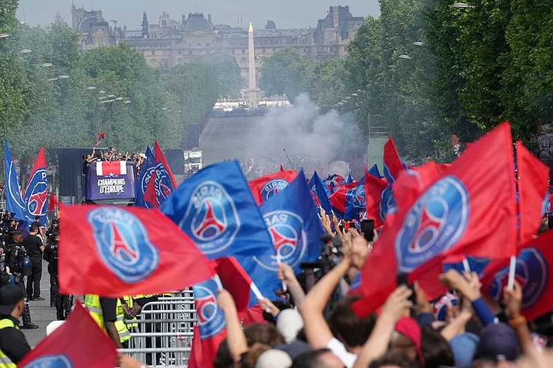 France Soccer Champions League Final PSG Victory Parade in Paris pics