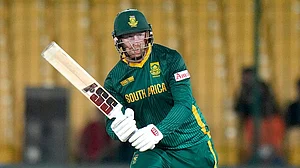 | Photo: AP/Anjum Naveed : South Africa's Heinrich Klaasen bats