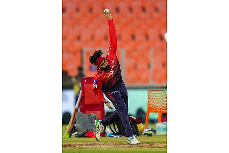 IPL 2025 Final Royal Challengers Bengalurus training session: Krunal Pandya