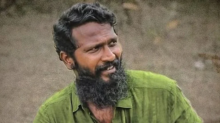 Vetri Maaran moves High Court after censor refusal for Manushi - IMDb