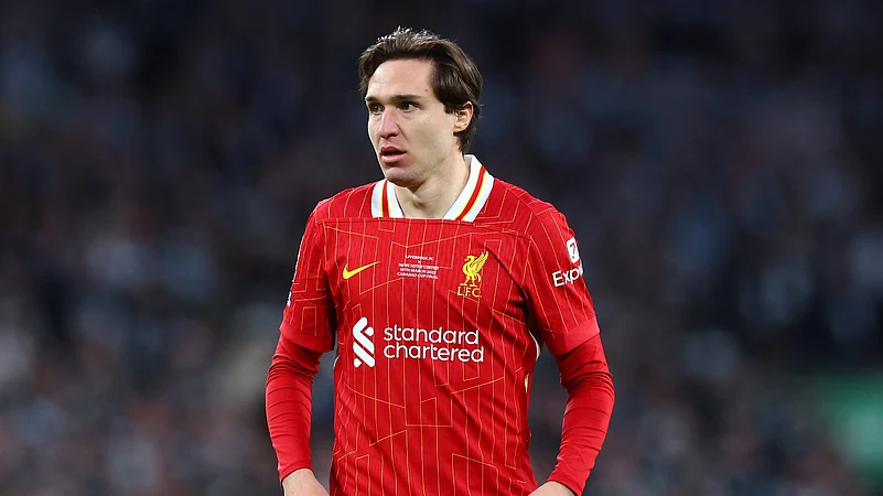 Federico Chiesa playing for Liverpool