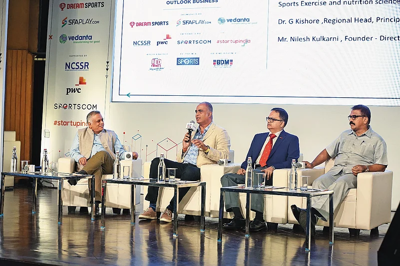 Prof. Dr. Mahesh Panchagnula, Mr. Nilesh Kulkarni, Col. Anup Krishnan, Dr. G Kishore