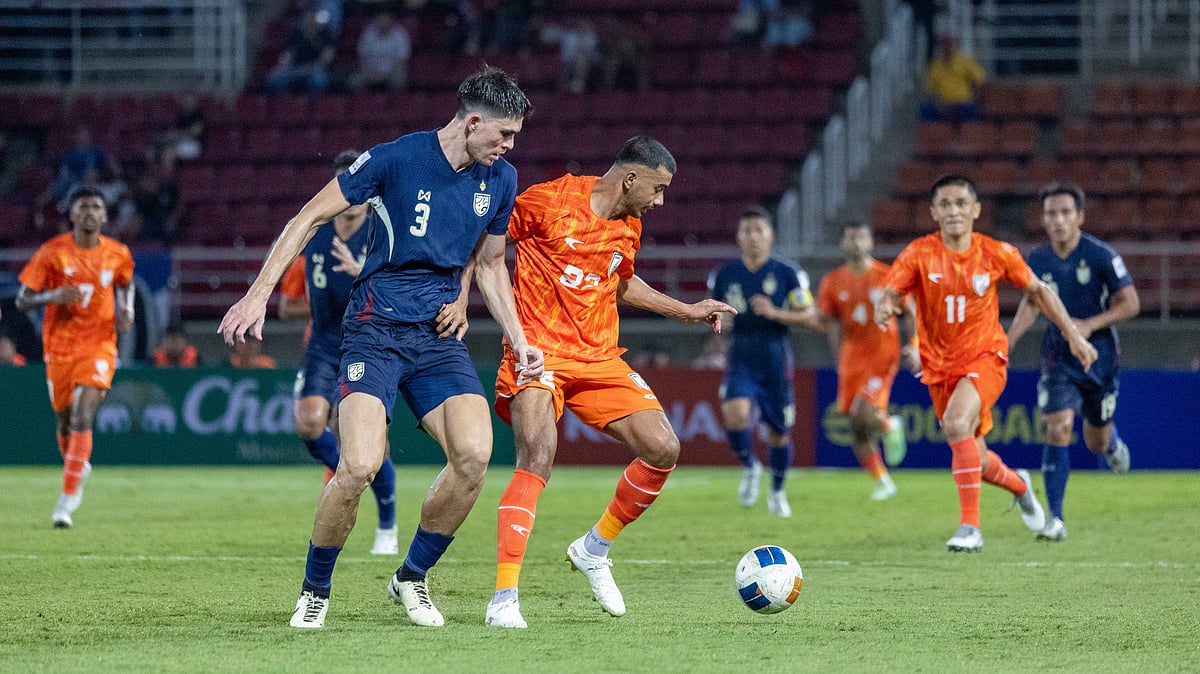 AIFF : India and Thailand players in action