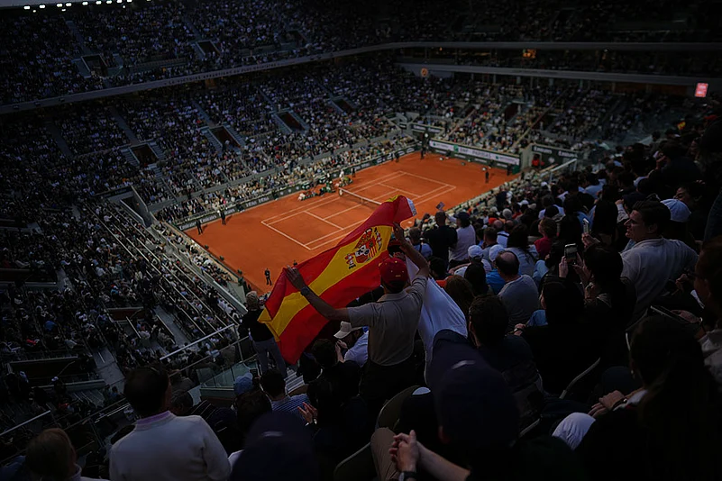 French Open Tennis: Carlos Alcaraz Vs Tommy Paul
