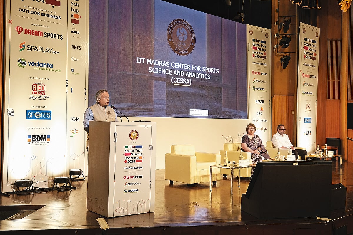 Prof. Dr. Mahesh Panchagnula
Head, Center of Excellence in Sports Science Analytics, IIT Madras
