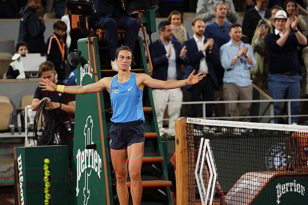 | Photo: AP/Aurelien Morissard : French Open: Lois Boisson vs Mirra Andreeva