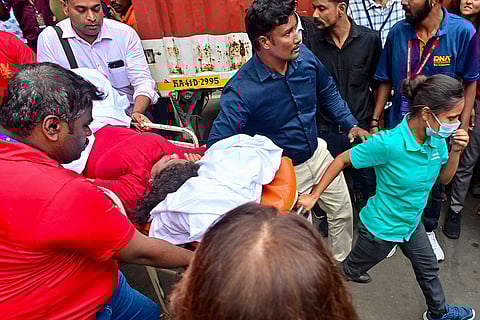 Stampede Outside Chinnaswamy Stadium