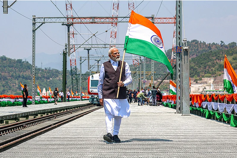 PM Modi inaugurates Chenab Bridge in J-K
