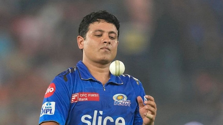 Photo: X | Mumbai Indians FC : India spinner Piyush Chawla in the Mumbai Indians jersey.