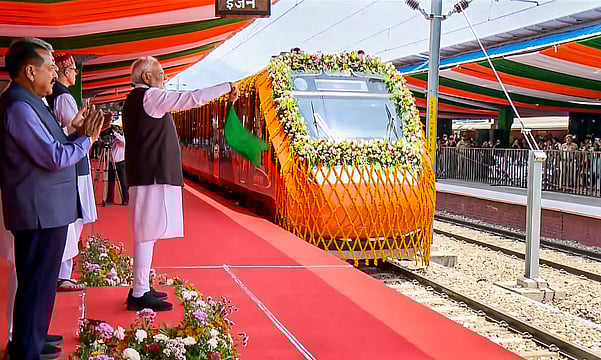 J&K: PM Modi Flags Off Vande Bharat In Kashmir, Inaugurates Landmark Chenab Bridge, Anji Bridge 