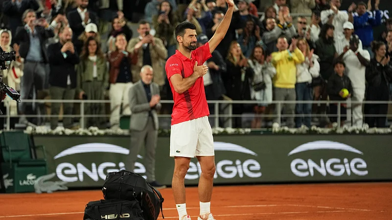 Jannik Sinner vs Novak Djokovic, French Open 2025 semi-final AP