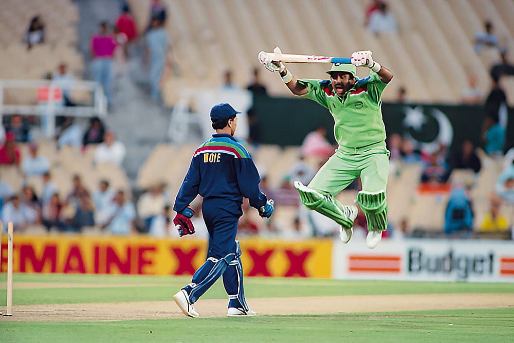 | Photo: Getty Images : Flashpoint: A memorable moment of the Indo-Pak cricketing rivalry saga. During the 1992 World Cup at Sydney, Pakistan batsman 
Javed Miandad mockingly jumped up and down like a kangaroo, imitating Indian wicketkeeper Kiran More’s moves