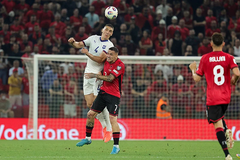 World Cup 2026 group K qualifying soccer Albania vs Serbia_Nikola Milenković