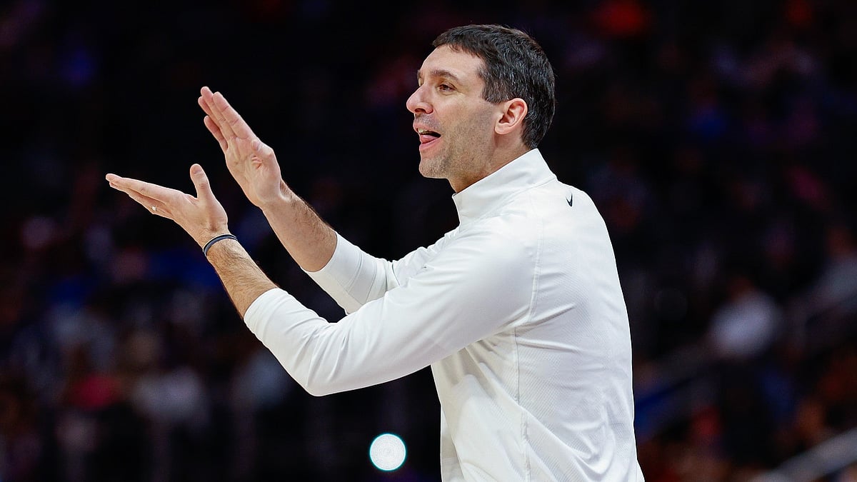 Mark Daigneault praised OKC depth in Game 2