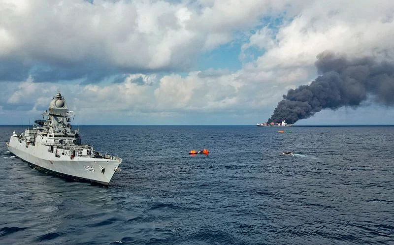 Drift and oil spill advisory issued after fire on container ship off Kerala coast
